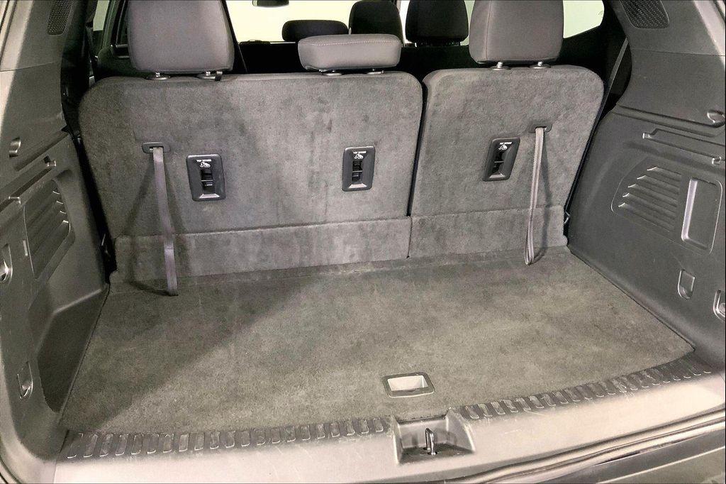 used 2025 GMC Acadia car, priced at $29,000