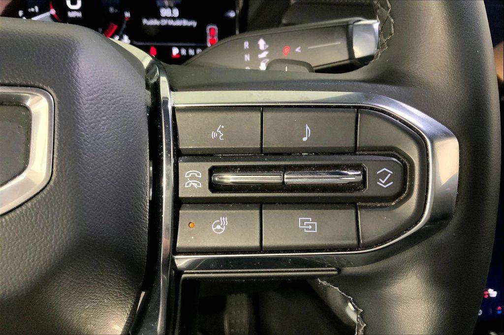 used 2025 GMC Acadia car, priced at $29,000