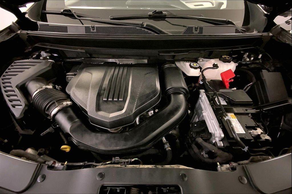 used 2025 GMC Acadia car, priced at $29,000