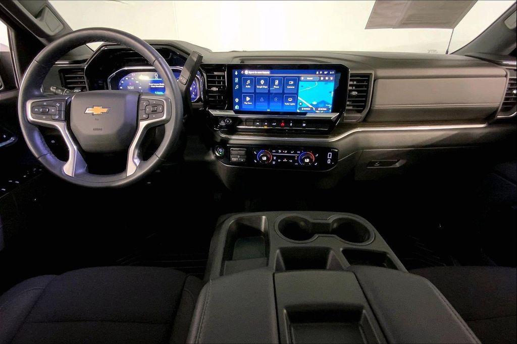 used 2025 Chevrolet Silverado 1500 car, priced at $37,620