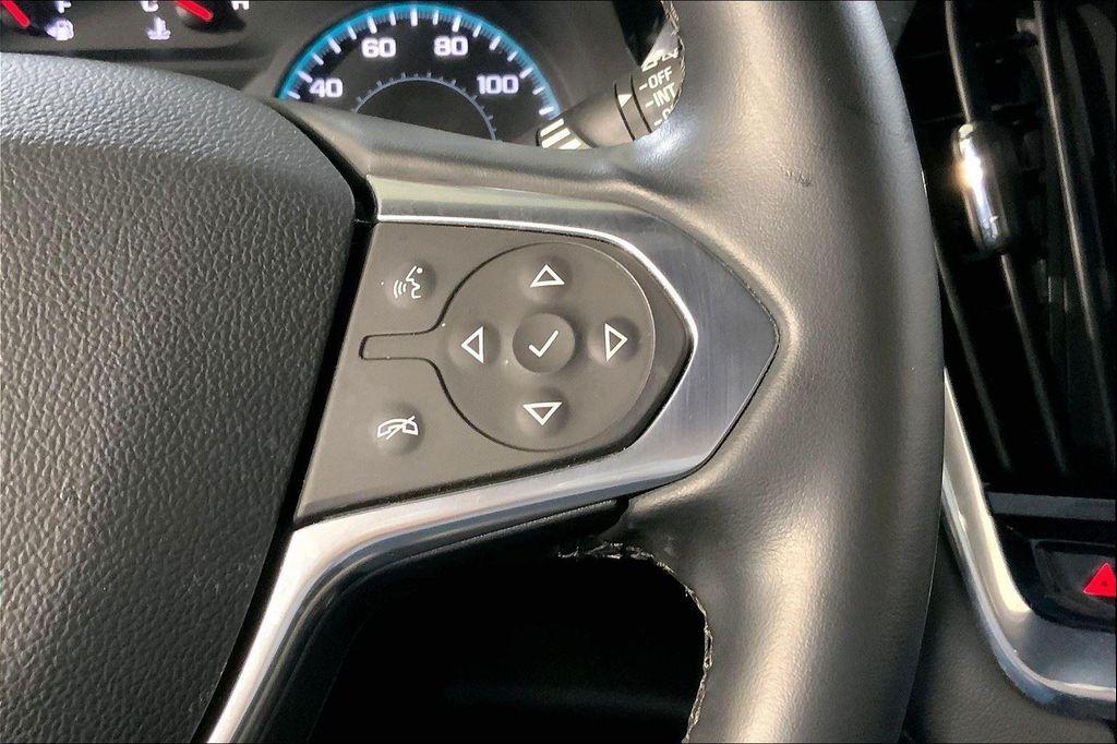 used 2023 Chevrolet Traverse car, priced at $22,725