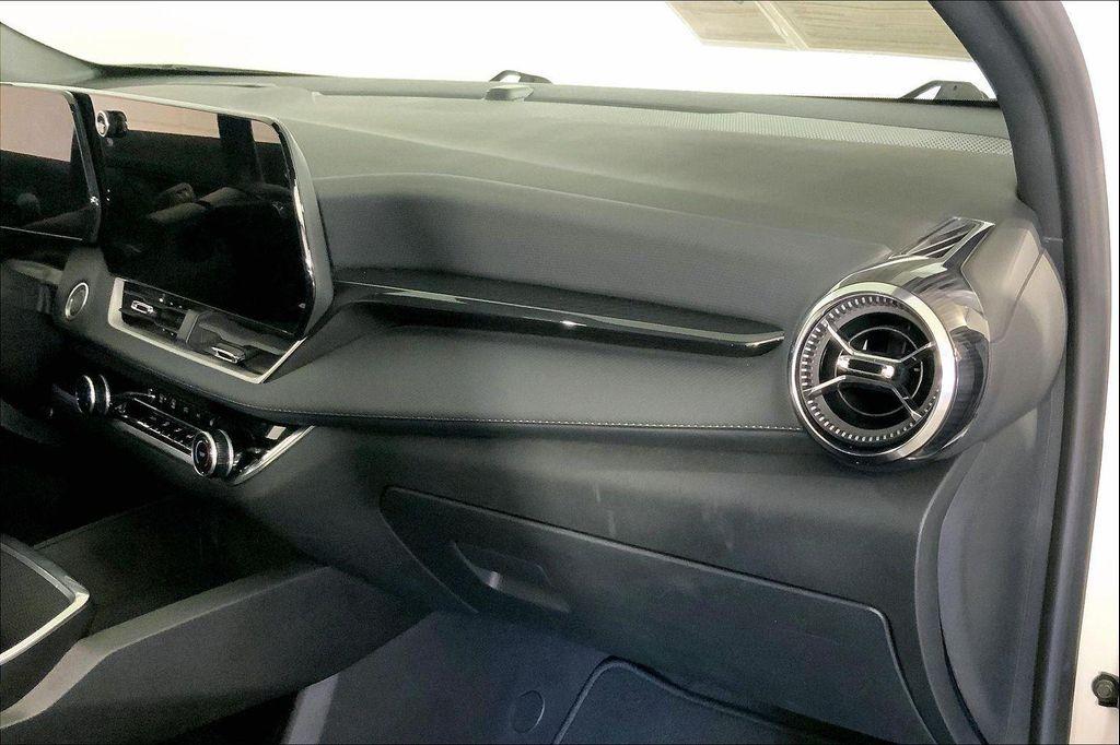 used 2025 Chevrolet Equinox car, priced at $24,750