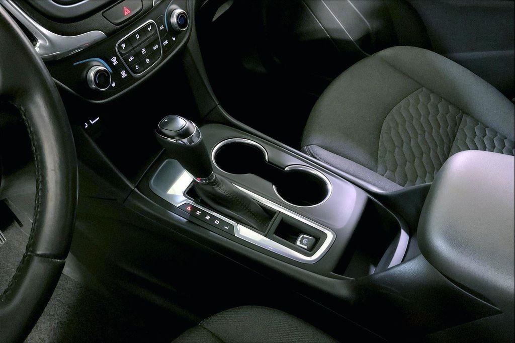 used 2020 Chevrolet Equinox car, priced at $15,900