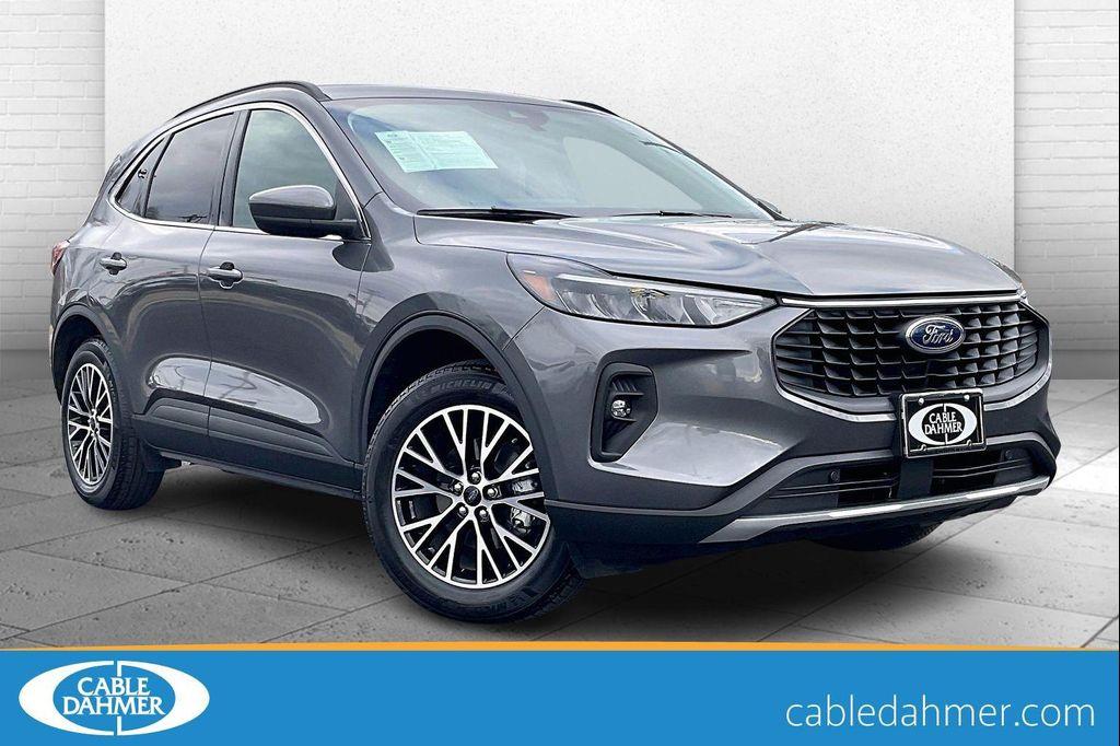 used 2025 Ford Escape PHEV car, priced at $29,300
