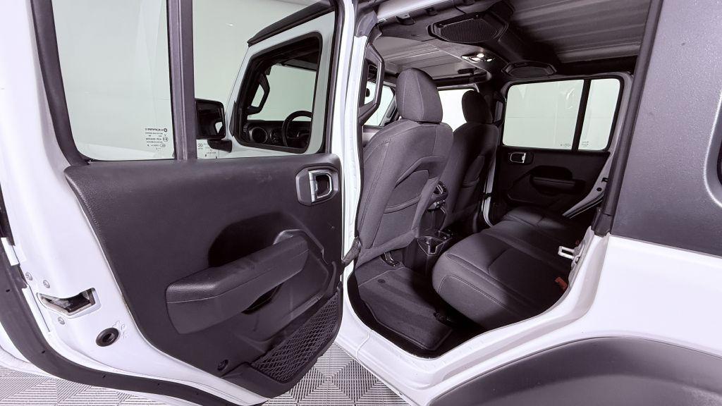 used 2022 Jeep Wrangler Unlimited car, priced at $26,999