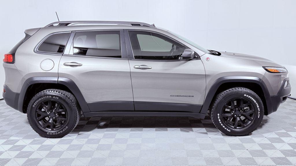 used 2017 Jeep Cherokee car, priced at $19,999
