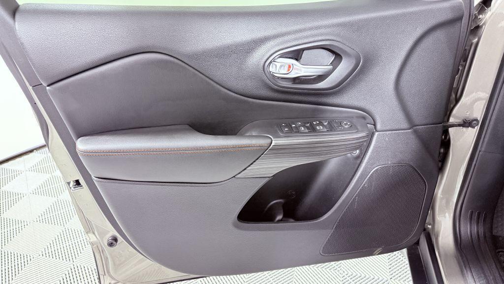 used 2017 Jeep Cherokee car, priced at $19,999