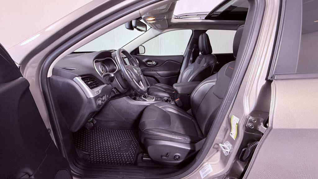 used 2017 Jeep Cherokee car, priced at $19,999