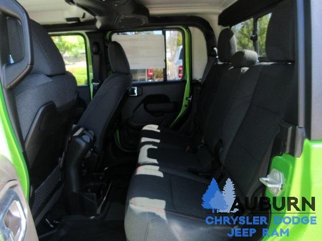 new 2025 Jeep Gladiator car, priced at $53,305