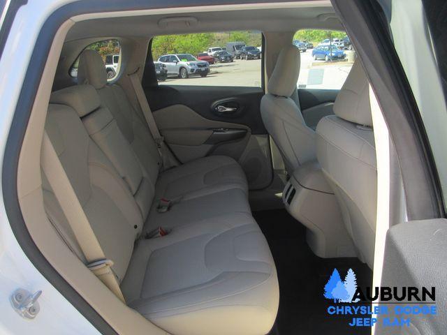 used 2019 Jeep Cherokee car, priced at $11,595