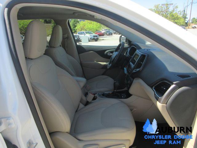used 2019 Jeep Cherokee car, priced at $11,595