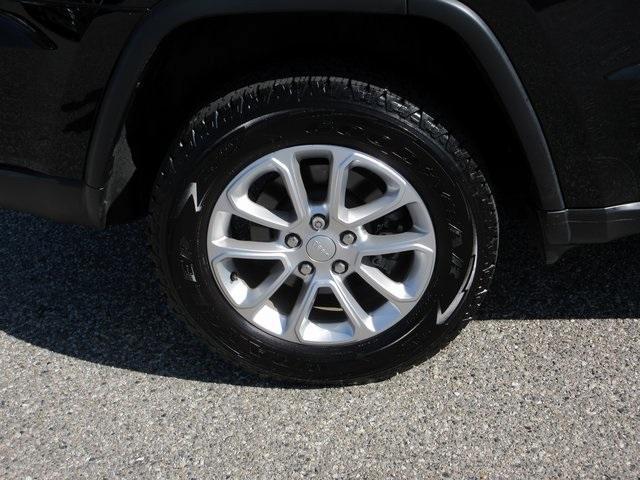 used 2022 Jeep Grand Cherokee WK car, priced at $21,495