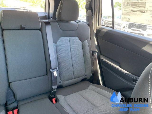 new 2026 Jeep Cherokee car, priced at $39,085