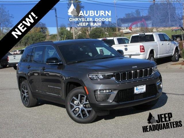 new 2025 Jeep Grand Cherokee car, priced at $50,005