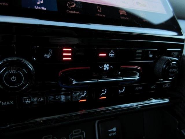 new 2025 Jeep Grand Cherokee car, priced at $50,005