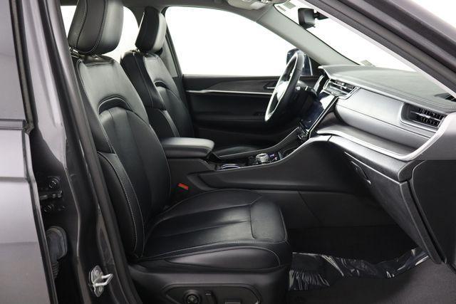 used 2022 Jeep Grand Cherokee car, priced at $29,997