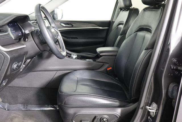 used 2022 Jeep Grand Cherokee car, priced at $29,997