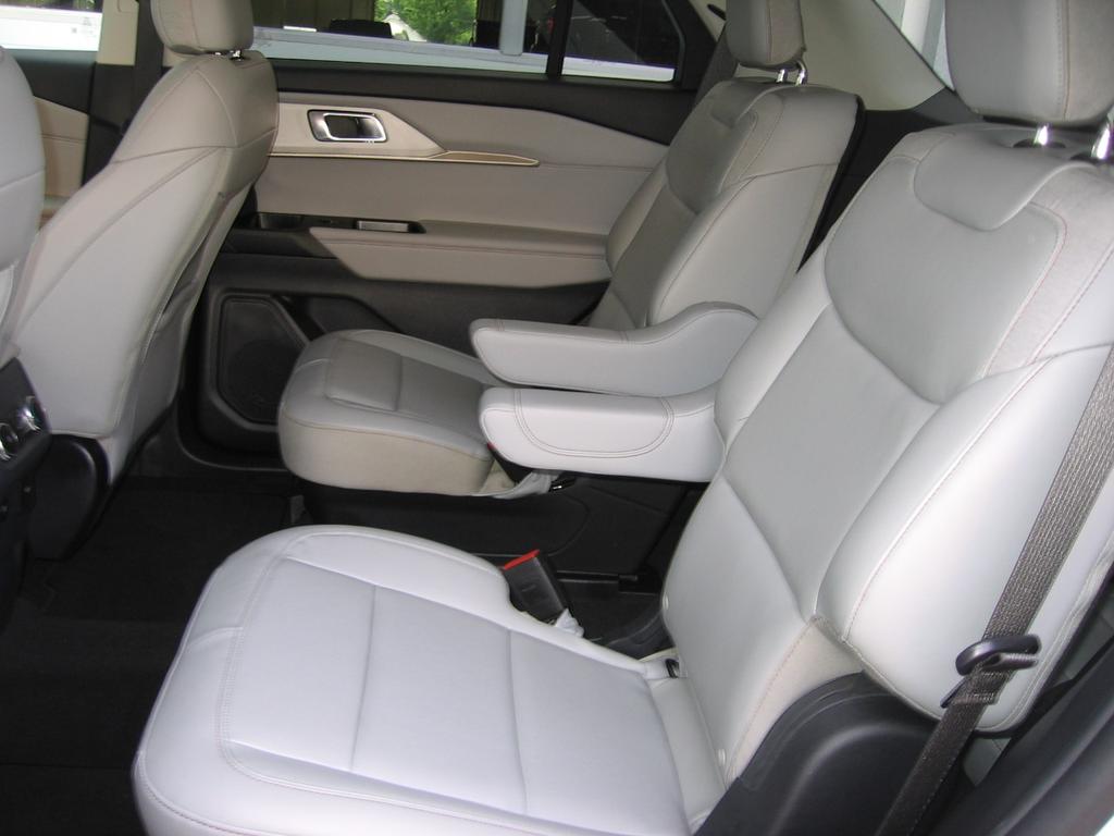 used 2025 Ford Explorer car, priced at $39,975