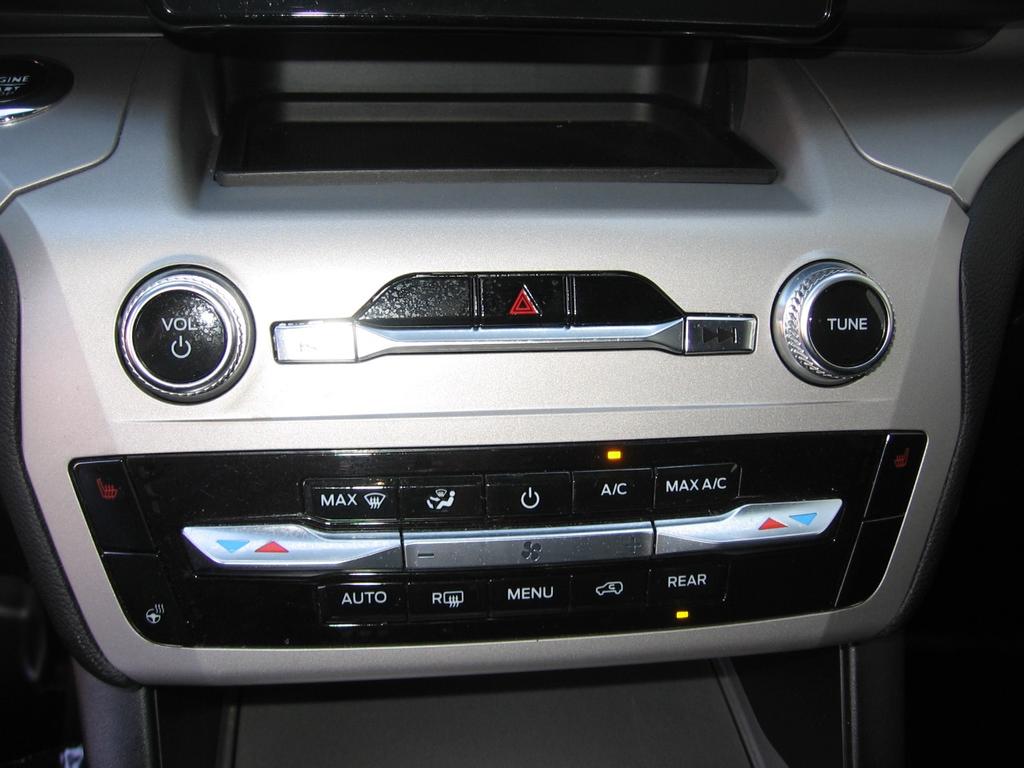 used 2023 Ford Explorer car, priced at $30,975