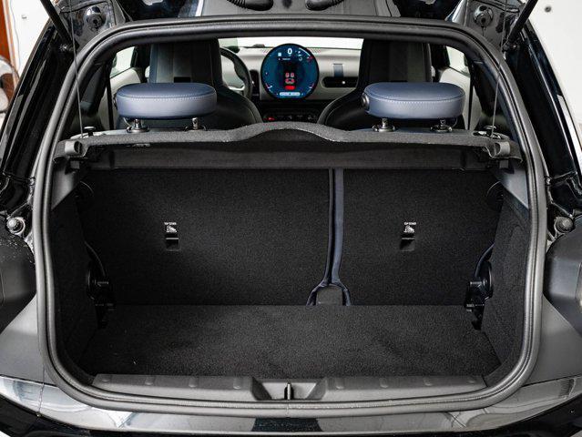 used 2025 MINI Hardtop car, priced at $30,698