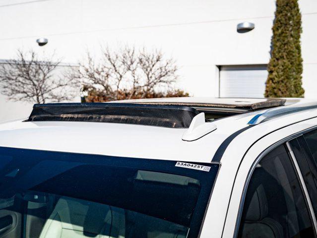 used 2021 GMC Yukon XL car, priced at $45,998