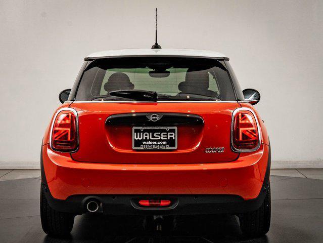 used 2019 MINI Hardtop car, priced at $18,998
