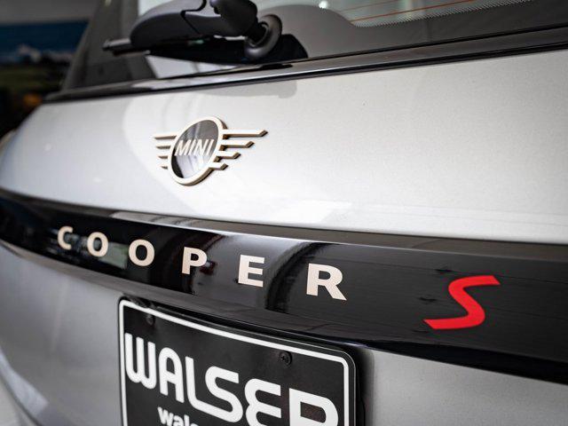 used 2025 MINI Hardtop car, priced at $31,998