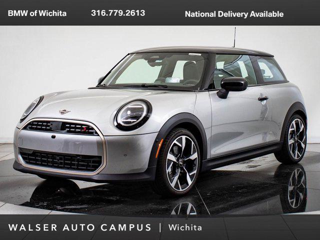 used 2025 MINI Hardtop car, priced at $31,998