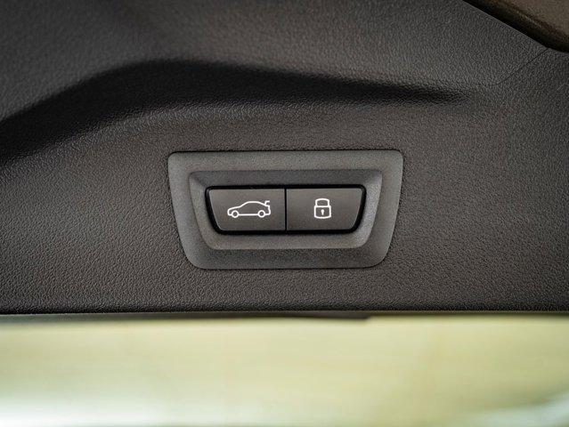 new 2026 BMW X7 car, priced at $99,175