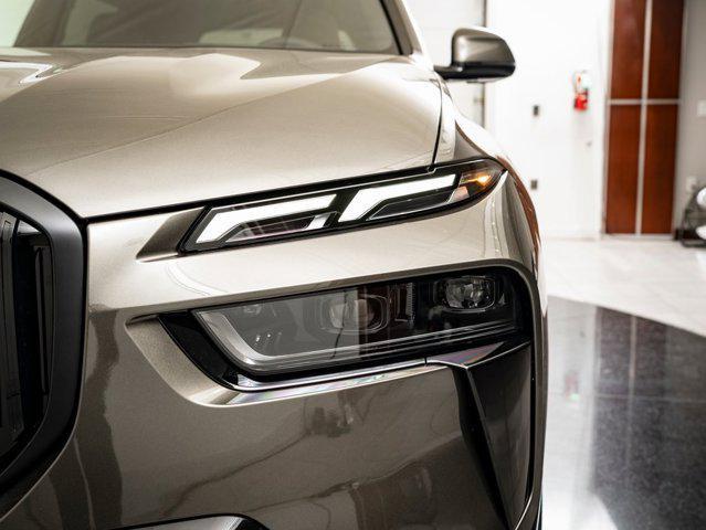 new 2026 BMW X7 car, priced at $99,175