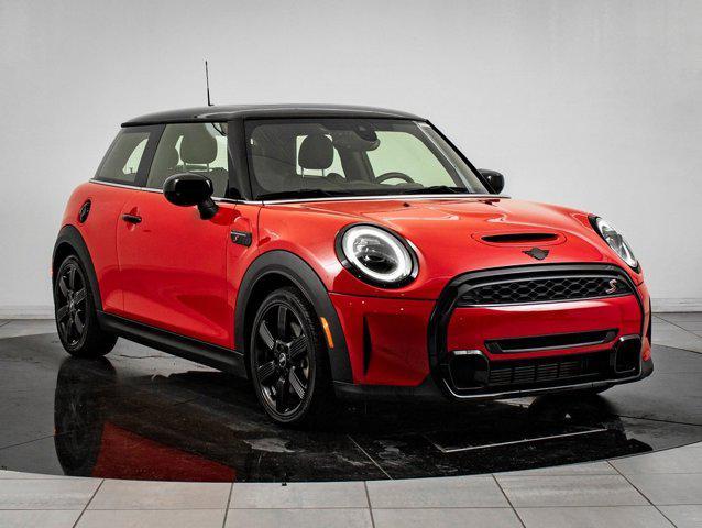 used 2023 MINI Hardtop car, priced at $24,598