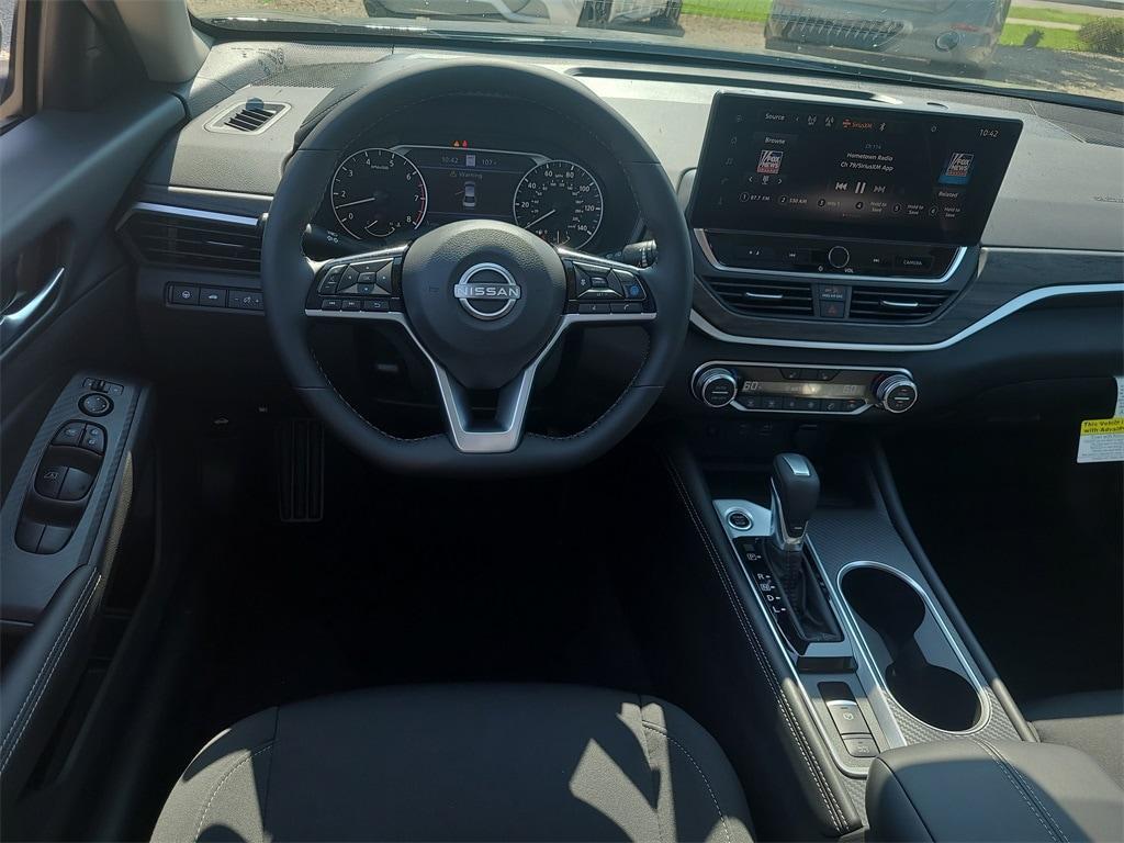new 2025 Nissan Altima car, priced at $27,732