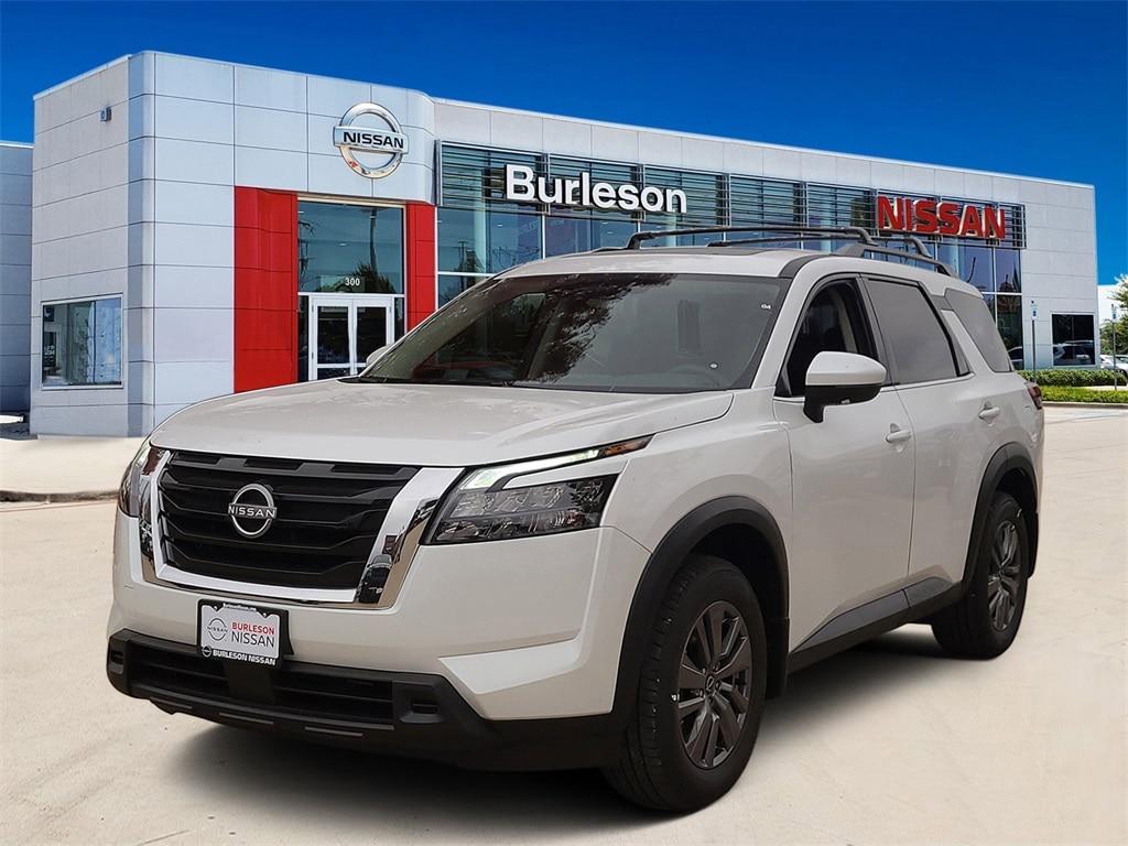 new 2025 Nissan Pathfinder car, priced at $35,295
