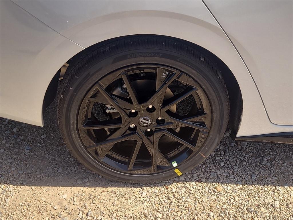 new 2025 Nissan Sentra car, priced at $23,292