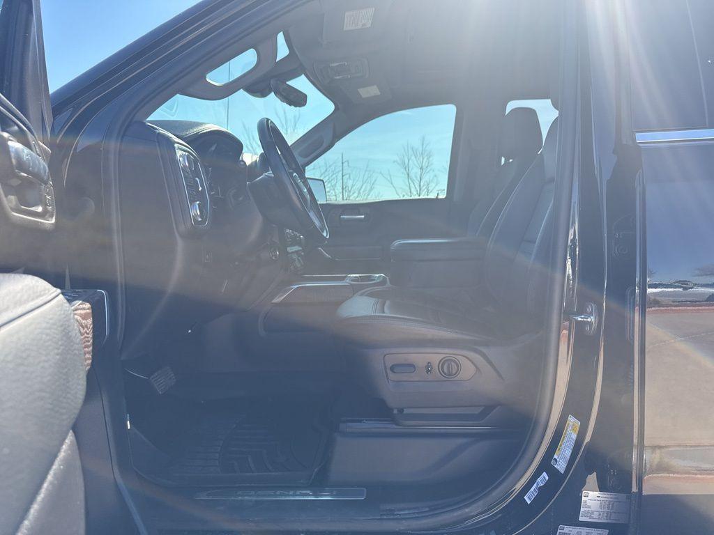 used 2022 GMC Sierra 1500 Limited car, priced at $41,500