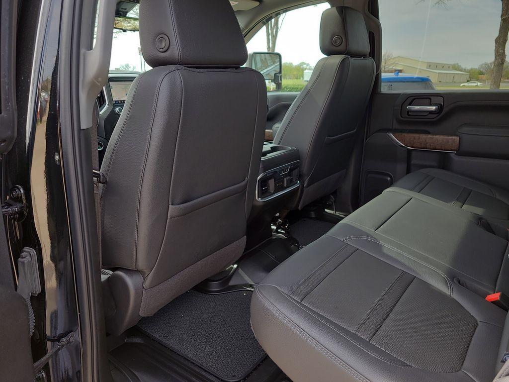 used 2021 GMC Sierra 2500 car, priced at $62,568