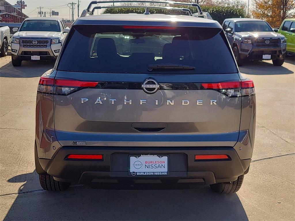 new 2025 Nissan Pathfinder car, priced at $33,114