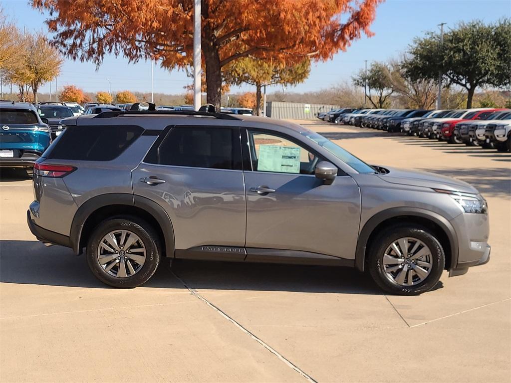 new 2025 Nissan Pathfinder car, priced at $33,114