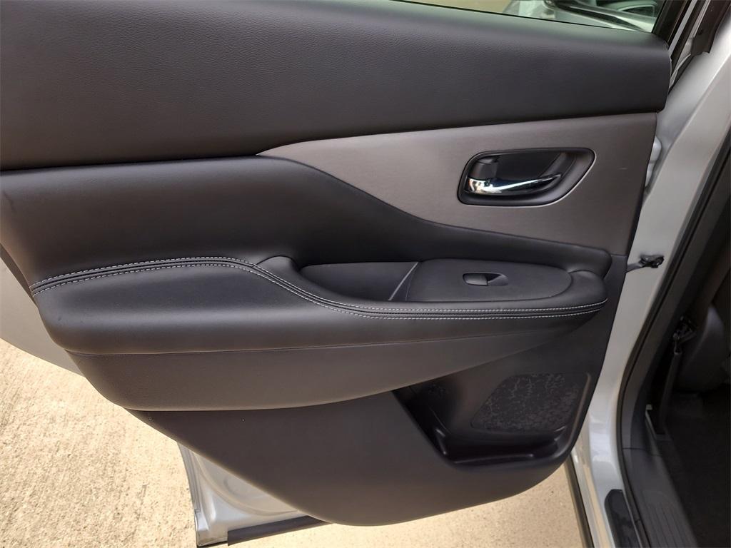 used 2022 Nissan Murano car, priced at $18,000