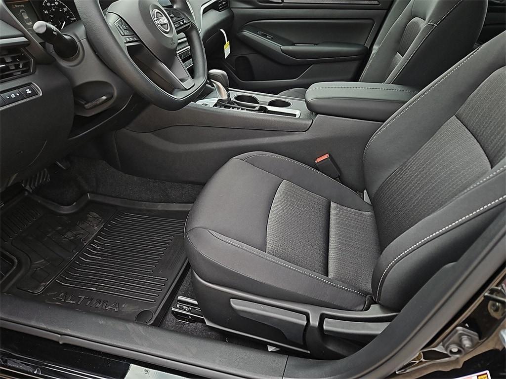 new 2025 Nissan Altima car, priced at $23,999