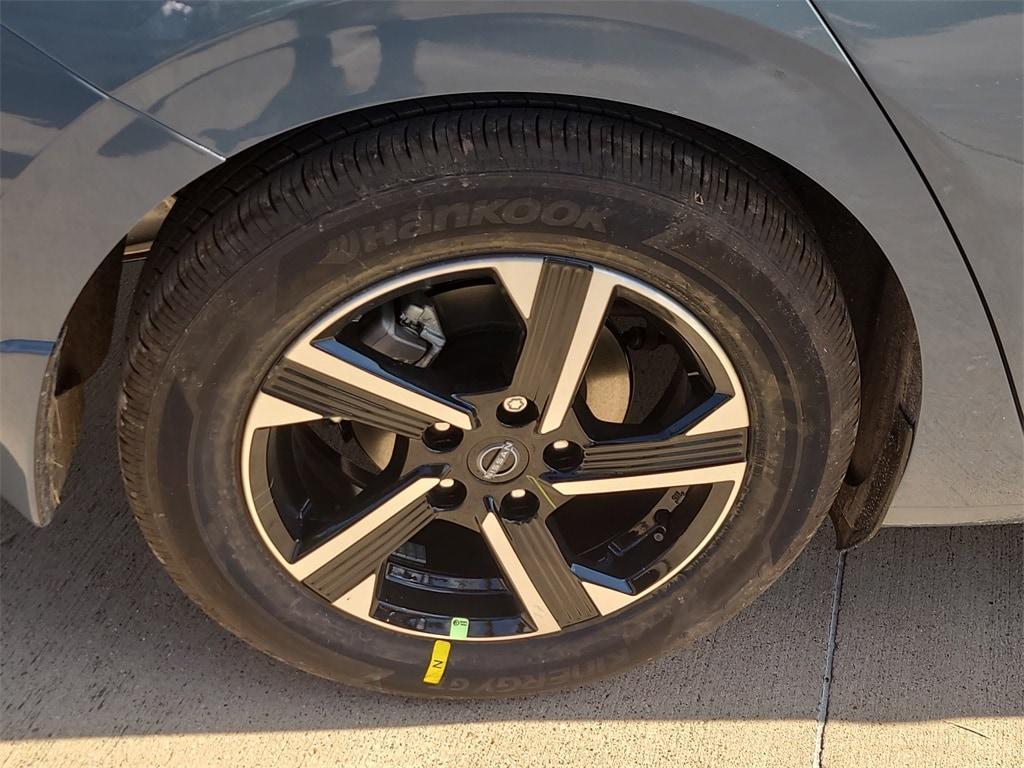 new 2025 Nissan Sentra car, priced at $21,031