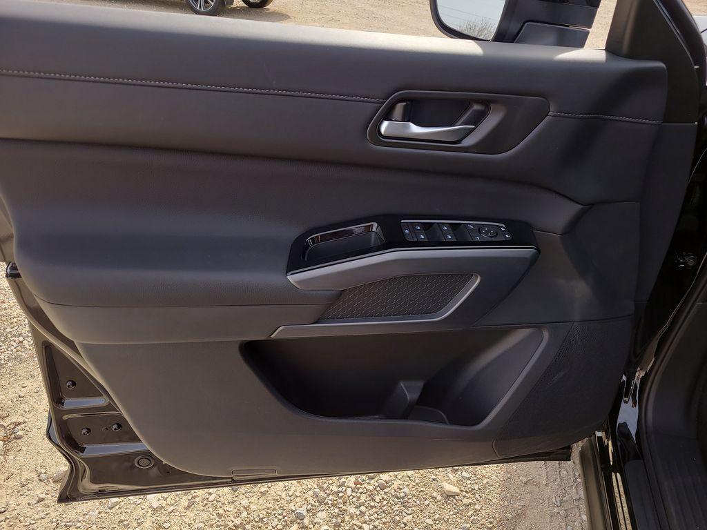 new 2026 Nissan Pathfinder car, priced at $42,766