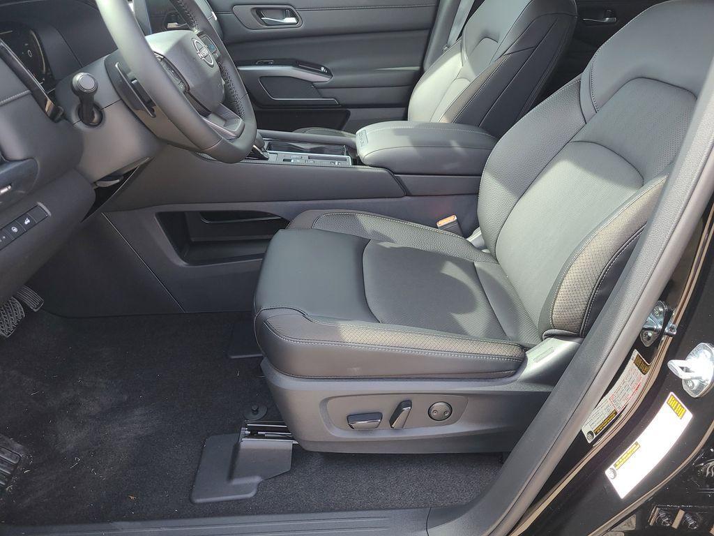 new 2026 Nissan Pathfinder car, priced at $42,766