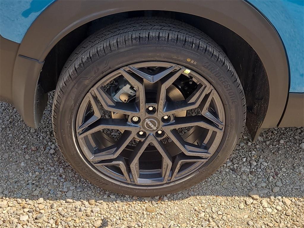 new 2026 Nissan Kicks car, priced at $28,971