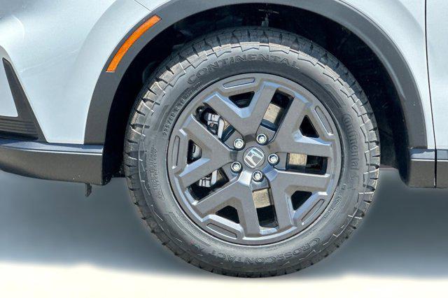 new 2026 Honda CR-V Hybrid car, priced at $38,902