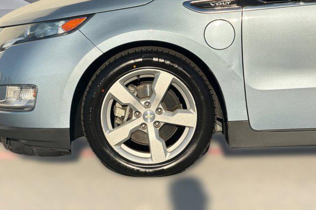 used 2014 Chevrolet Volt car, priced at $8,888