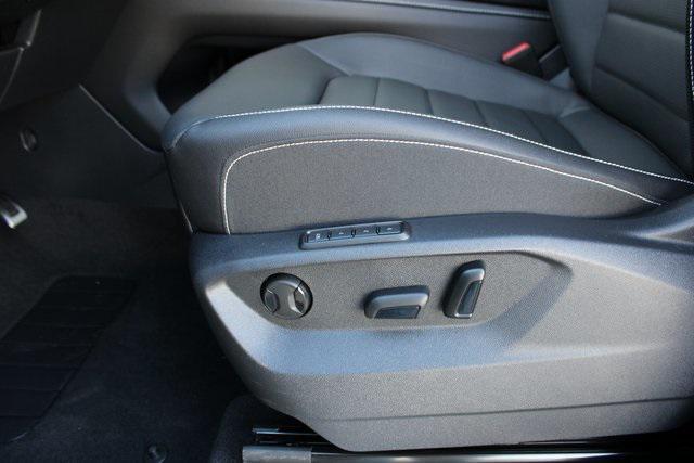 new 2026 Volkswagen Atlas Cross Sport car, priced at $49,127