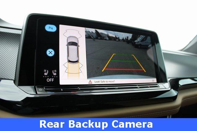 new 2026 Volkswagen Atlas Cross Sport car, priced at $49,127