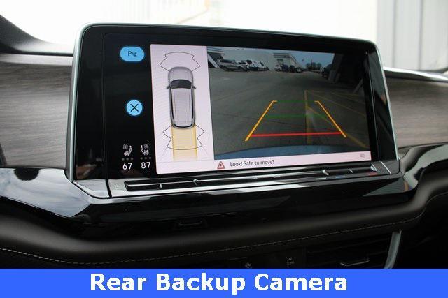 new 2025 Volkswagen Atlas car, priced at $45,801