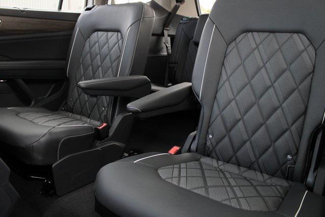 new 2026 Volkswagen Atlas car, priced at $51,880